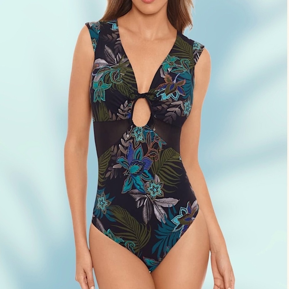 Amoressa Allana Blixen One Piece